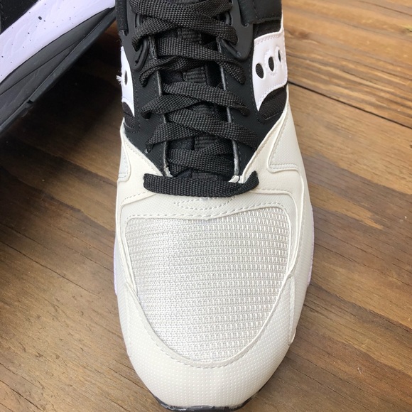 🎽🎽Saucony Runners - Picture 5 of 8